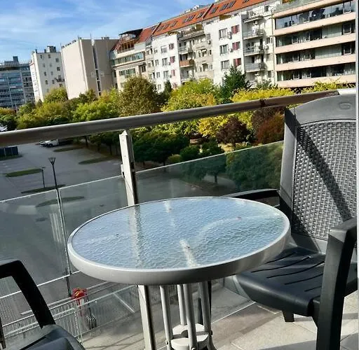 Apartament Dandar *
