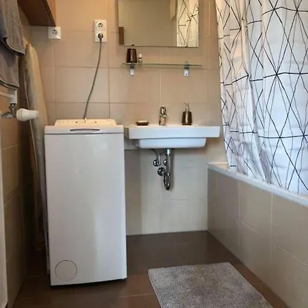 Dandar Apartment *